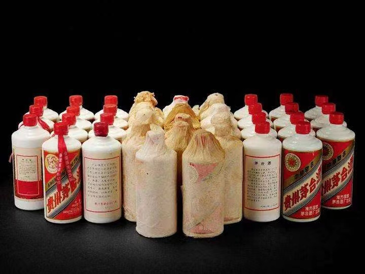 沉湖管委会老酒回收上门哪里回收(附近上门回收茅台酒）?